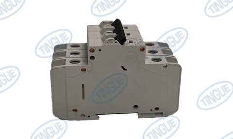 CIRCUIT BREAKER 25 A