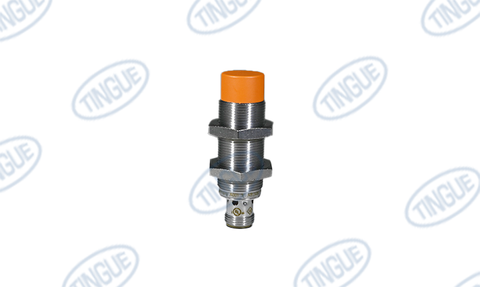 PROXIMITY SENSOR 18MM PNP NC